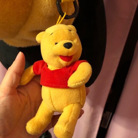 Vintage Disney Y2K Plush Winnie the Pooh Face Backpack - Picture 3 of 6